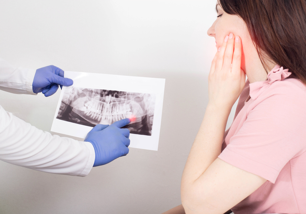 wisdom tooth removal complications